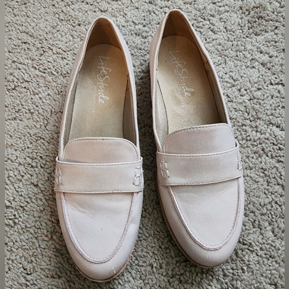 Life Stides 6.5 Loafer in pink